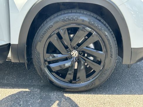 Used 2021 Volkswagen Atlas SE FWD image 7