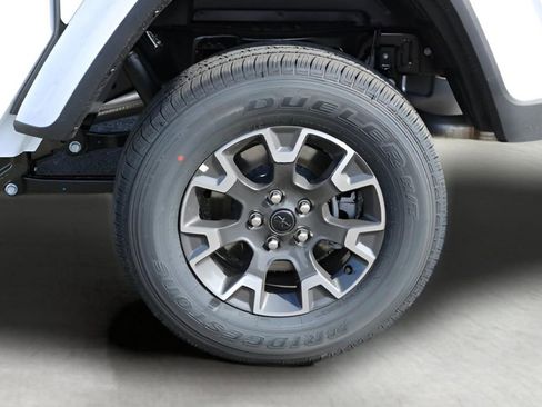 New 2026 Jeep Gladiator Sport image 9