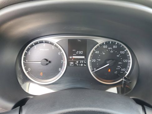 Used 2023 Nissan Kicks S image 23