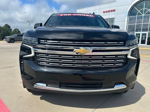 Used 2024 Chevrolet Tahoe Premier AWD/4WD image 2