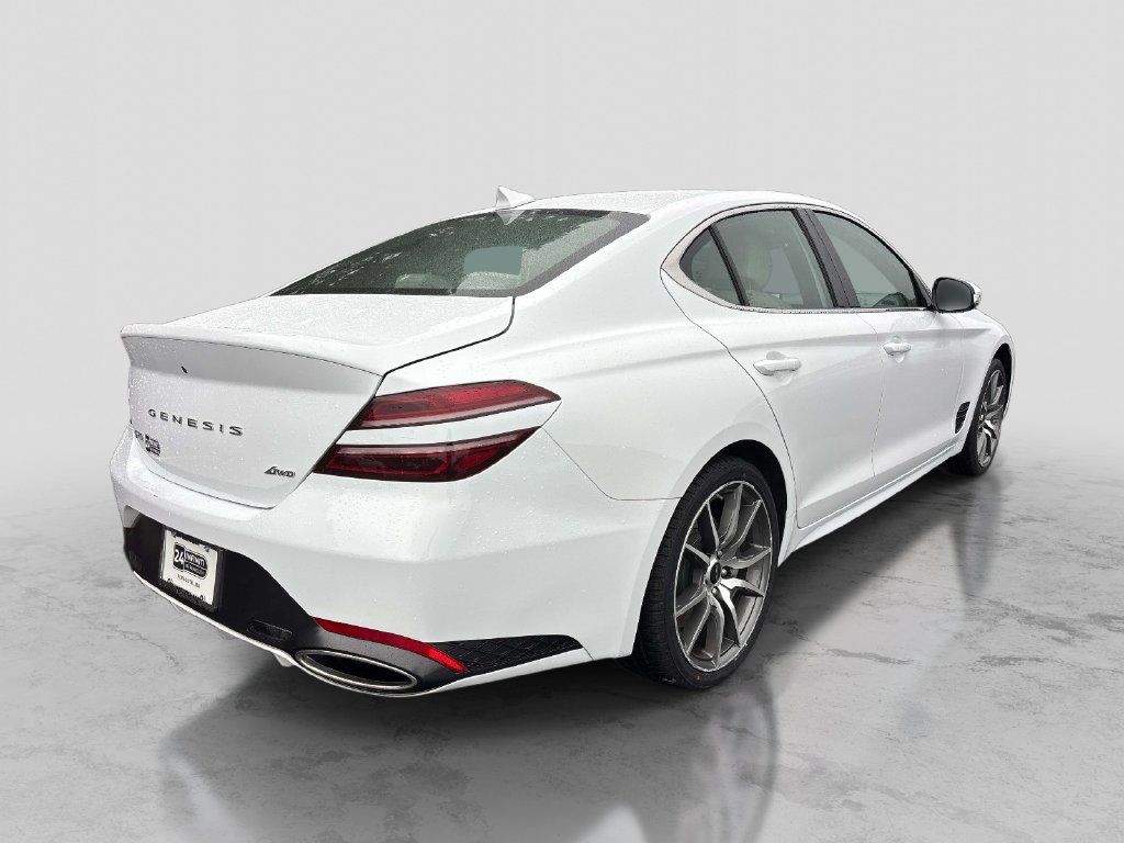 Used 2025 Genesis G70 2.5T AWD/4WD image 5