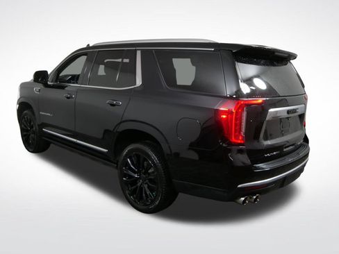 Used 2021 GMC Yukon Denali w/ Denali Premium Package AWD/4WD image 7