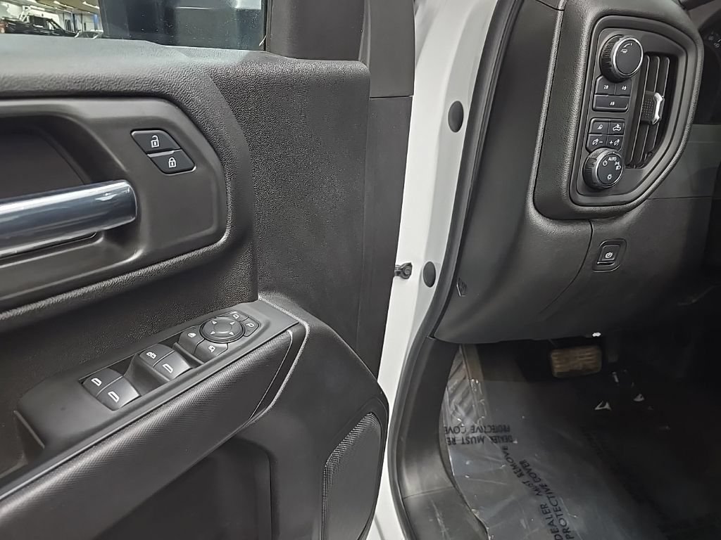 Used 2024 Chevrolet Silverado 2500 Custom w/ Custom Value Package AWD/4WD image 27