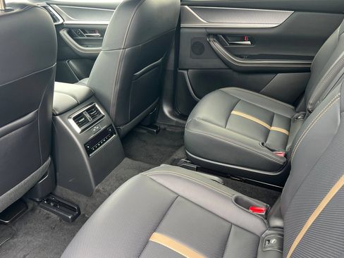Certified 2025 MAZDA CX-90 Plug-In Hybrid w/ Premium Plus AWD/4WD image 10