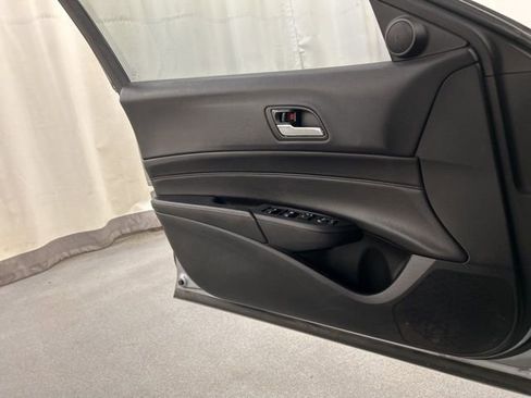 Used 2017 Acura ILX FWD image 17