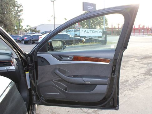 Used 2013 Audi A8 3.0T w/ Driver Assistance Pkg image 17