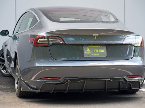 Used 2018 Tesla Model 3 Long Range RWD image 5