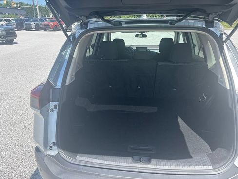 Used 2023 Nissan Rogue SV AWD/4WD image 8