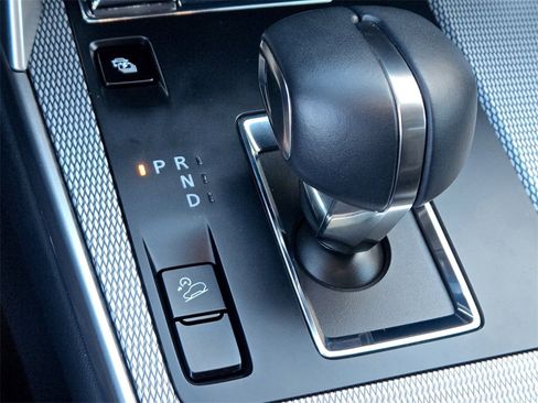 Used 2025 MAZDA CX-70 Plug-In Hybrid w/ Premium Pkg image 20