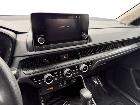 Certified 2024 Honda CR-V EX image 12