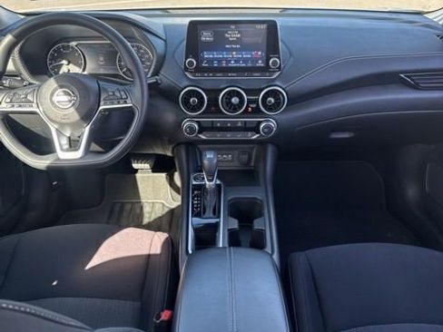Used 2024 Nissan Sentra SV image 15