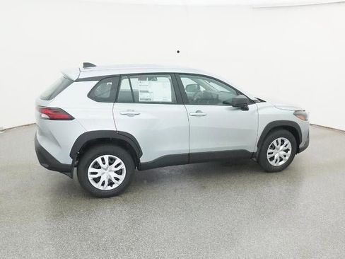 New 2026 Toyota Corolla Cross L image 10