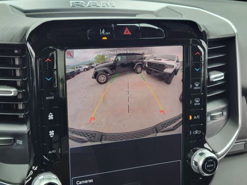 New 2026 RAM 1500 4x4 Crew Cab image 9