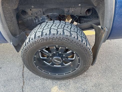 Used 2017 GMC Sierra 2500 SLE image 13