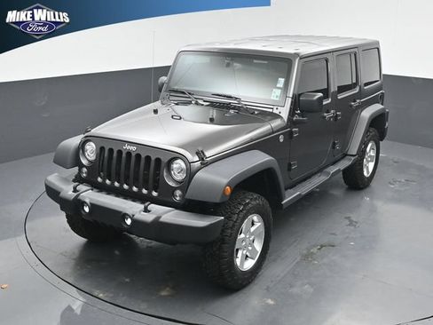 Used 2017 Jeep Wrangler Unlimited Sport w/ Quick Order Package 24S AWD/4WD image 11