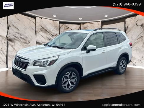 Used 2019 Subaru Forester Premium AWD/4WD image 2