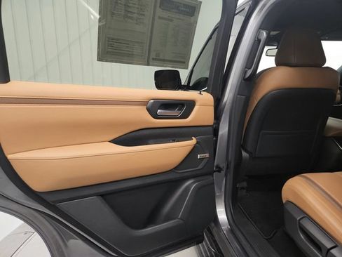 Used 2025 Nissan Armada SL w/ Captain's Chari Seat Package RWD image 23