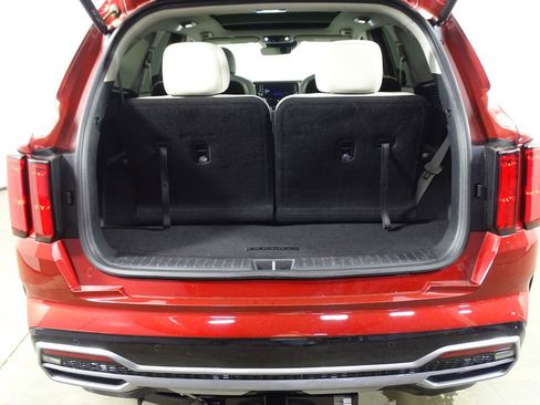 Used 2022 Kia Sorento SX image 17