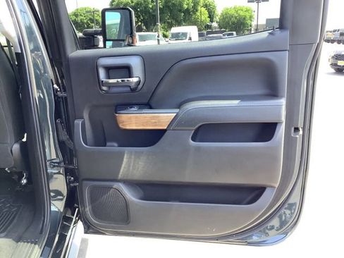Used 2018 Chevrolet Silverado 2500 LTZ w/ Duramax Plus Package AWD/4WD image 33