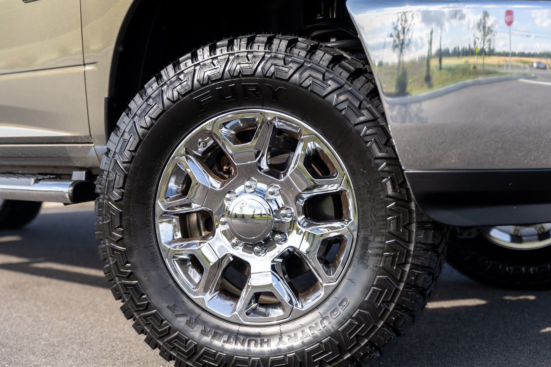 Used 2013 RAM 2500 Tradesman w/ Chrome Appearance Group AWD/4WD image 17