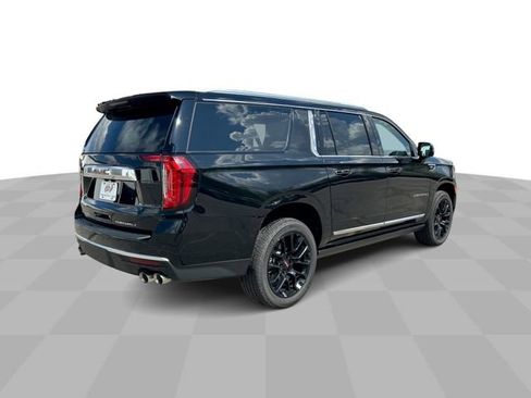 Certified 2022 GMC Yukon XL Denali AWD/4WD image 9