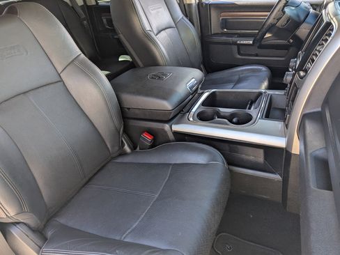 Used 2017 RAM 1500 Laramie w/ Convenience Group image 8