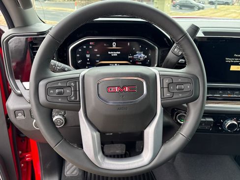 New 2026 GMC Sierra 1500 Elevation image 16