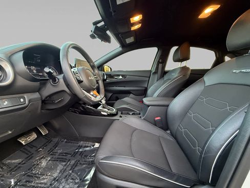 Used 2024 Kia Forte GT-Line image 9