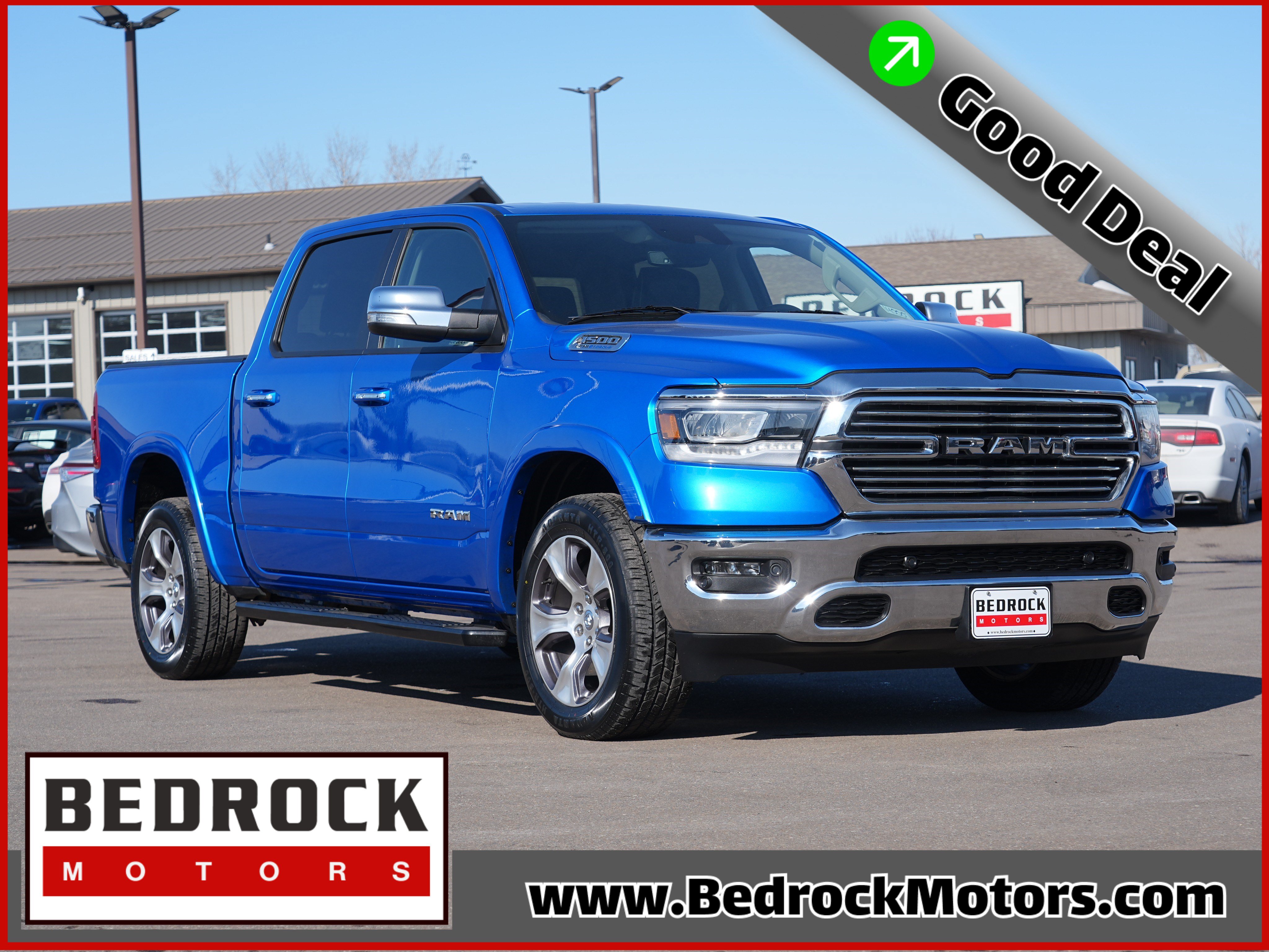 Used 2022 RAM 1500 Laramie AWD/4WD image 1