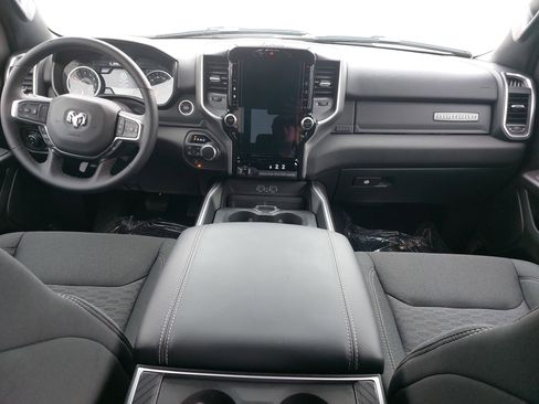 Used 2025 RAM 1500 Big Horn AWD/4WD image 9