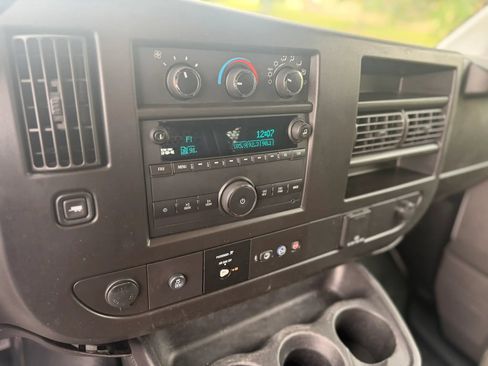 Used 2020 GMC Savana 2500 w/ Driver Convenience Package RWD image 11