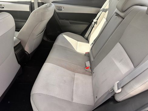 Used 2015 Toyota Corolla LE image 6