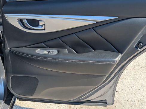 Used 2019 INFINITI Q50 Luxe w/ Essential Package (3.0T Luxe) RWD image 35