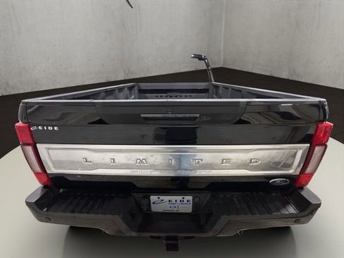 Used 2021 Ford F350 Limited image 9