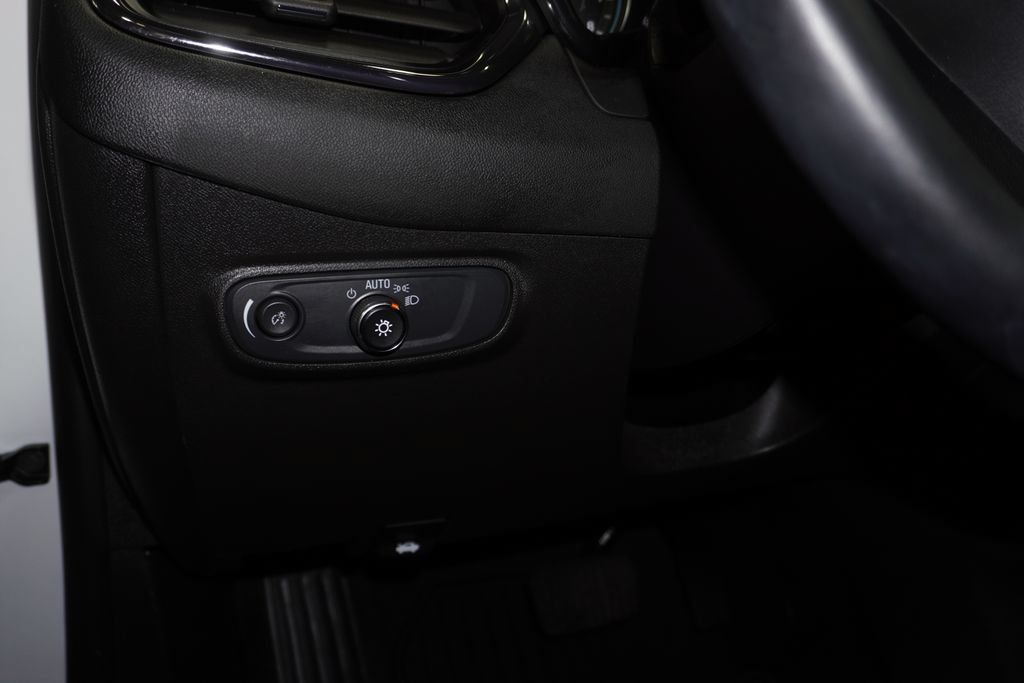 Used 2024 Chevrolet Equinox RS FWD image 21