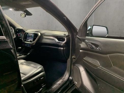 Used 2018 GMC Acadia SLT AWD/4WD image 19