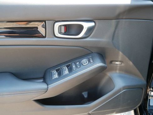 Used 2022 Honda Civic Touring image 16