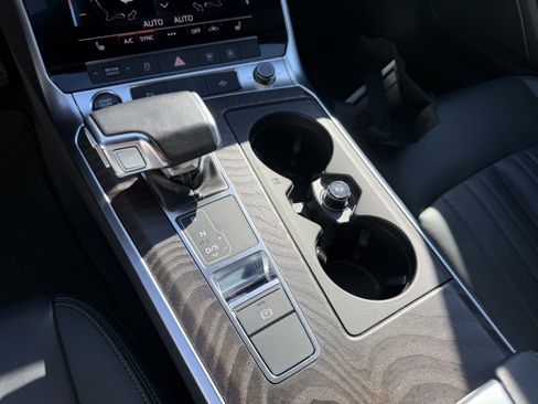 Used 2023 Audi A6 Premium image 24