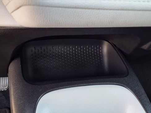 Used 2025 Toyota Corolla SE FWD image 26
