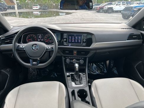 Used 2021 Volkswagen Jetta R-Line w/ R-Line Cold Weather Package image 34