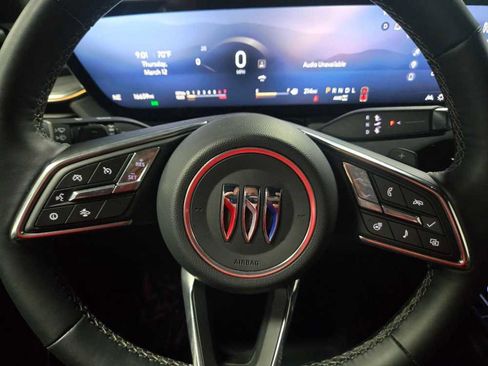 Certified 2025 Buick Enclave Preferred image 24