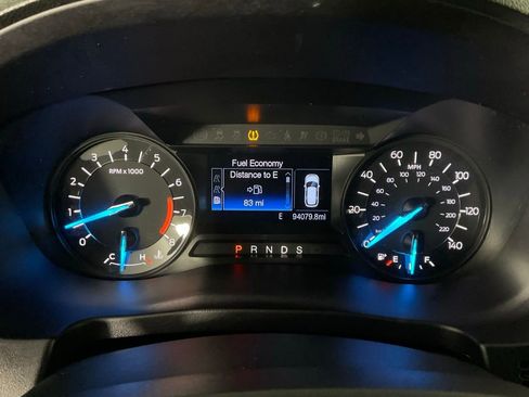 Certified 2017 Ford Explorer XLT FWD image 21