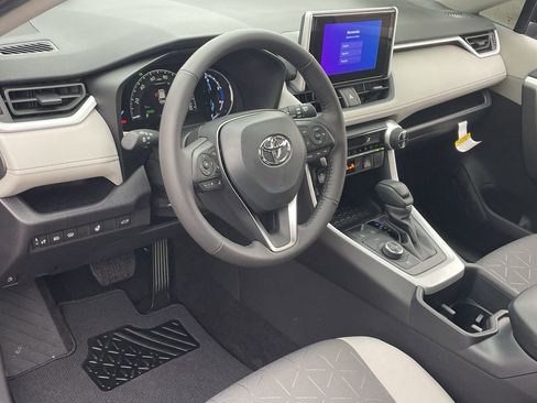 New 2025 Toyota RAV4 XLE image 10