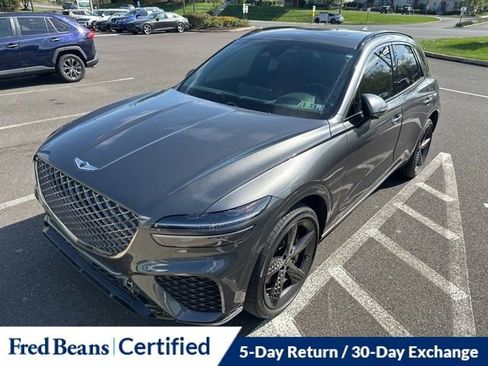 Used 2023 Genesis GV70 3.5T Sport w/ Sport Prestige Package image 2