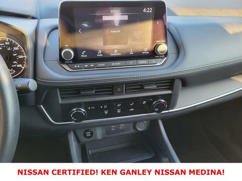Certified 2024 Nissan Rogue S image 26