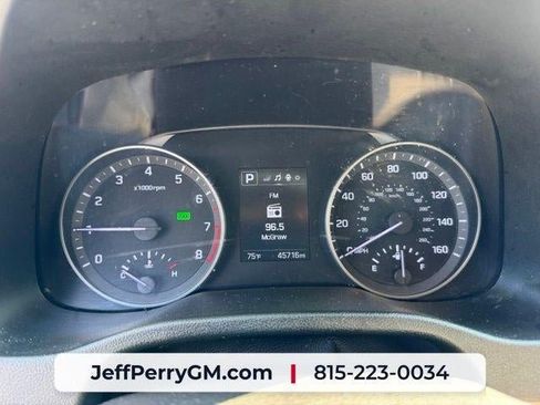 Used 2018 Hyundai Elantra Value Edition w/ Cargo Package FWD image 6