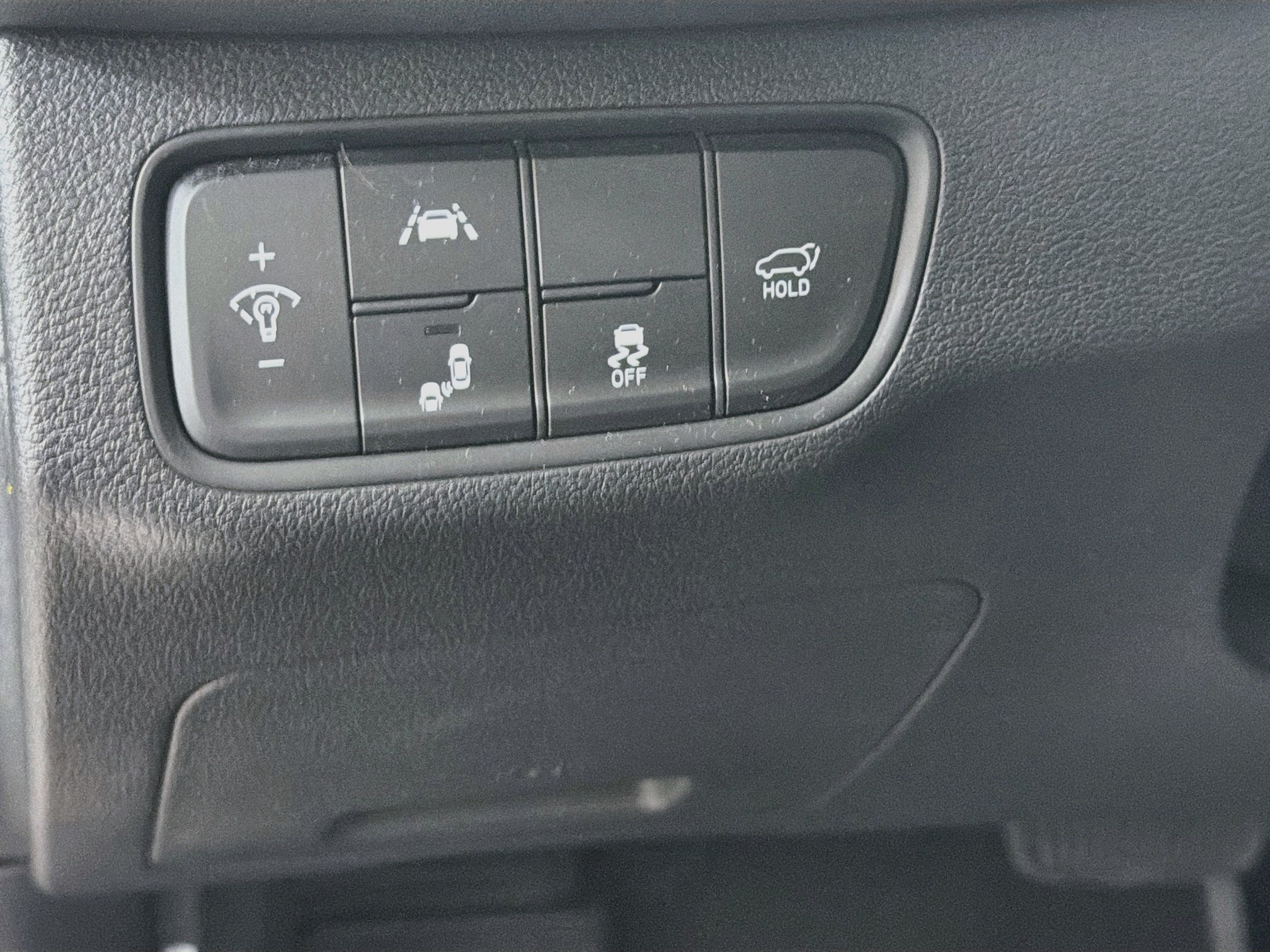 Used 2020 Hyundai Santa Fe Limited FWD image 16