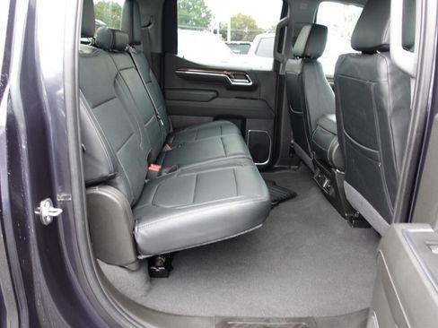 Used 2024 Chevrolet Silverado 1500 LT image 27