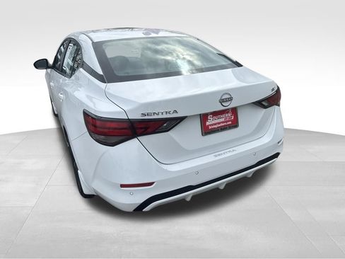 Used 2024 Nissan Sentra SV image 21