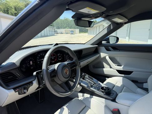 Certified 2020 Porsche 911 Carrera S RWD image 10